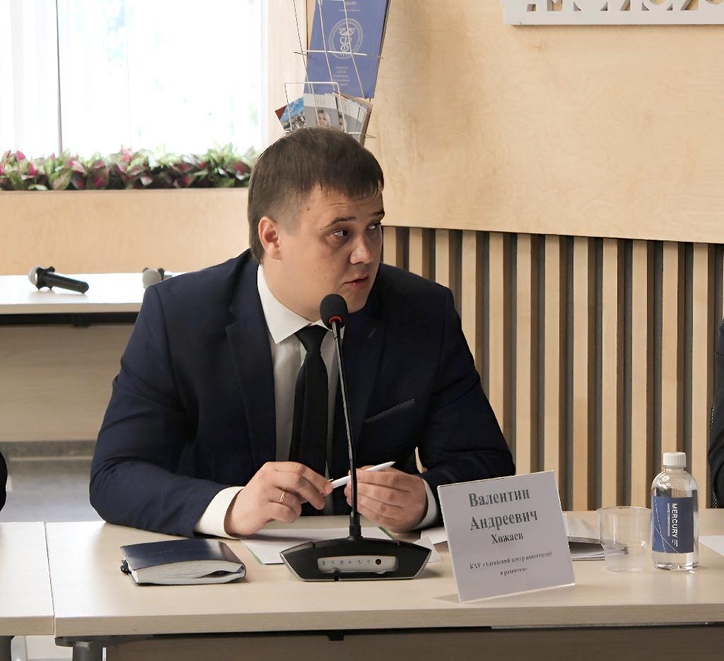 Валентин Хожаев, исполняющий обязанности директора КАУ «Алтайский центр инвестиций и развития»