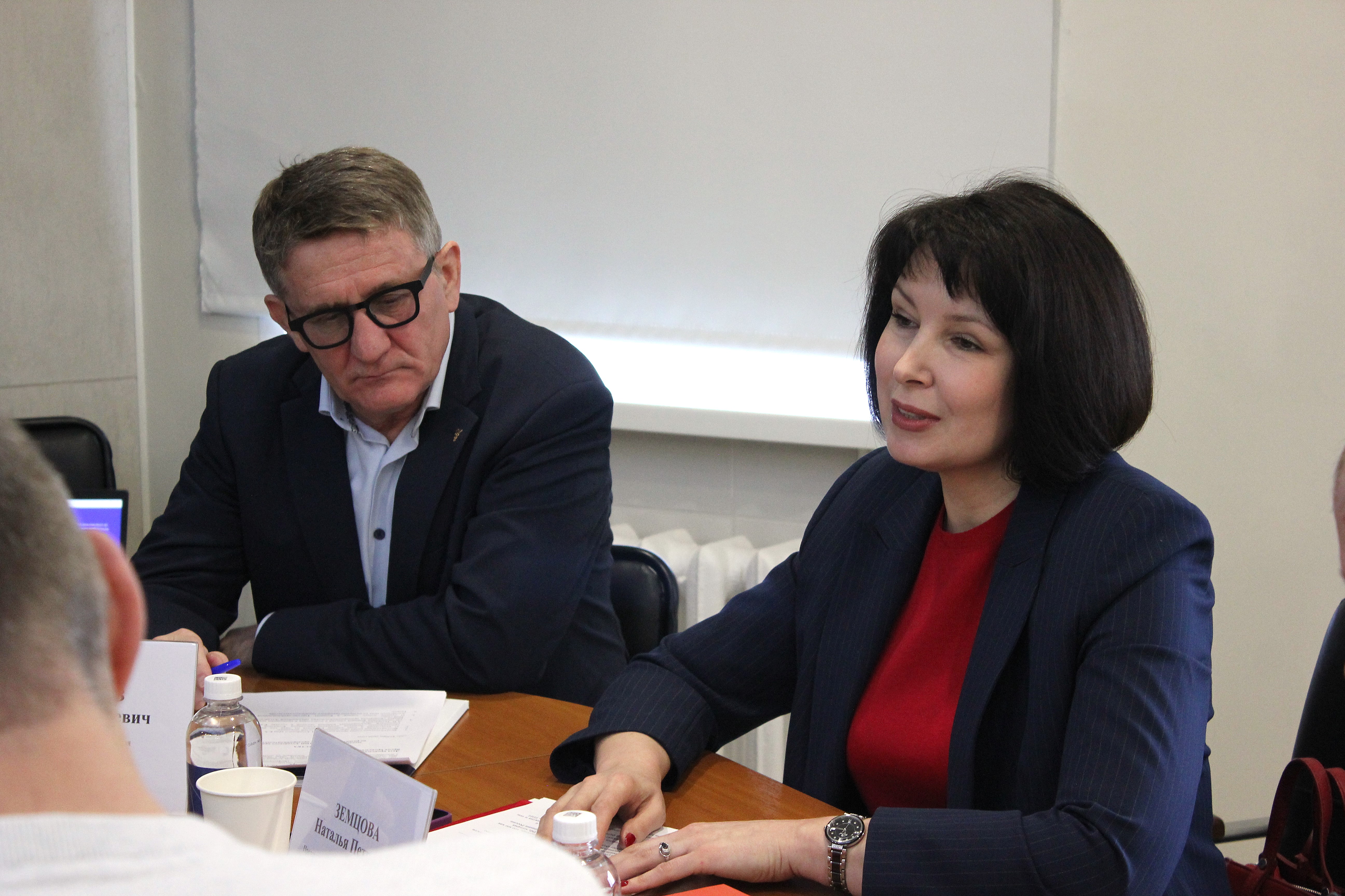 Борис Чесноков, президент ТПП Алтайского края и Наталья Земцова, председатель Комитета ТПП Алтайского края по развитию семейного предпринимательства