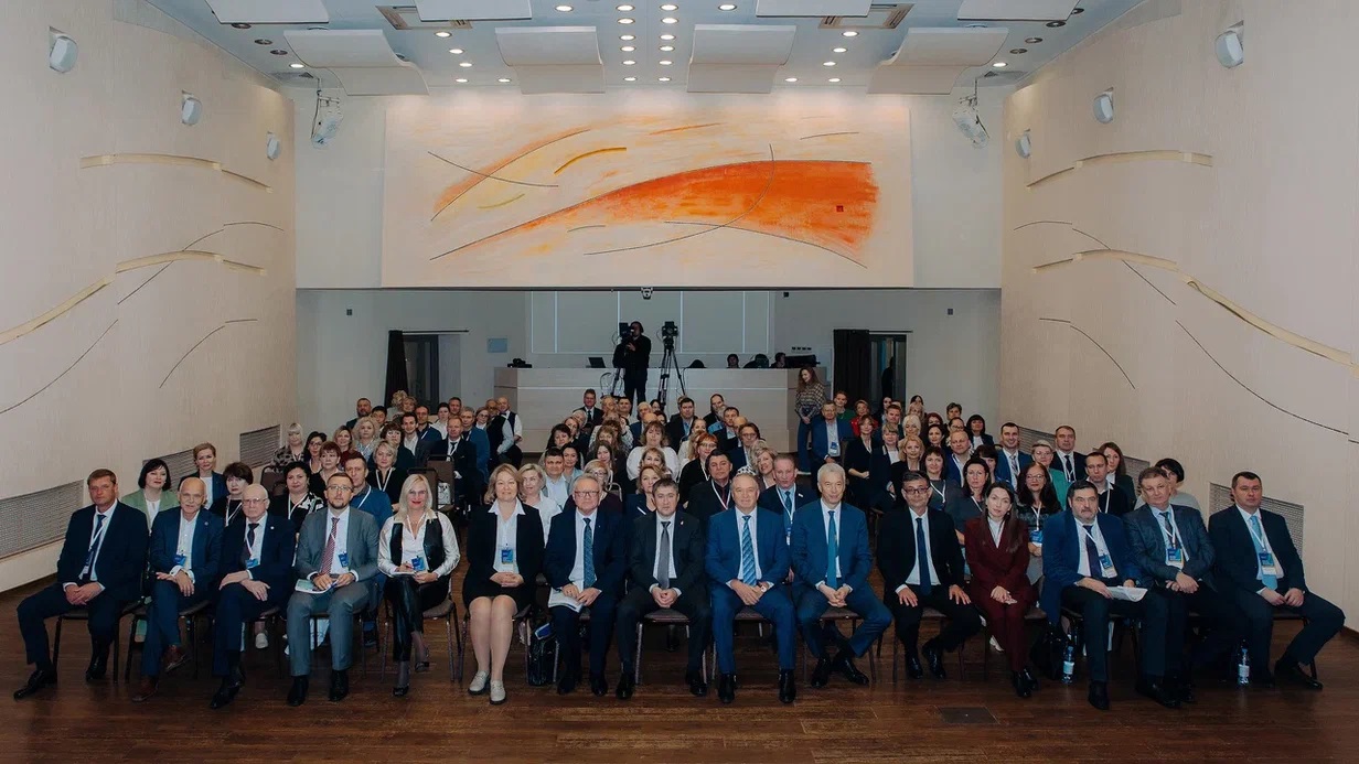 Участники «Школы передового опыта торгово-промышленных палат и экспертных организаций в области оказания услуг, экспертизы и сертификации» Участники «Школы передового опыта торгово-промышленных палат и экспертных организаций в области оказания услуг, экспертизы и сертификации»