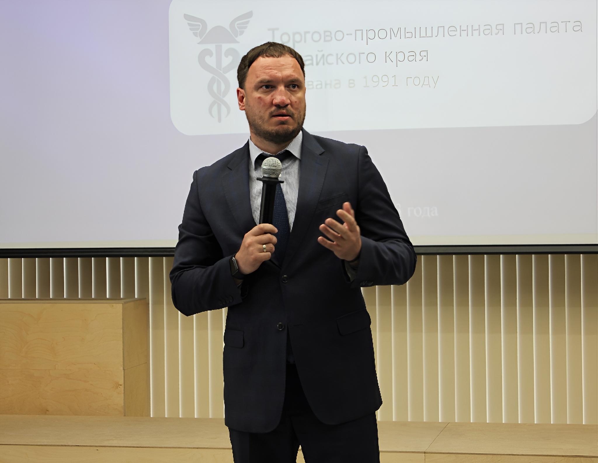 Александр Евстигнеев, начальник управления Алтайского края по развитию предпринимательства и рыночной инфраструктуры